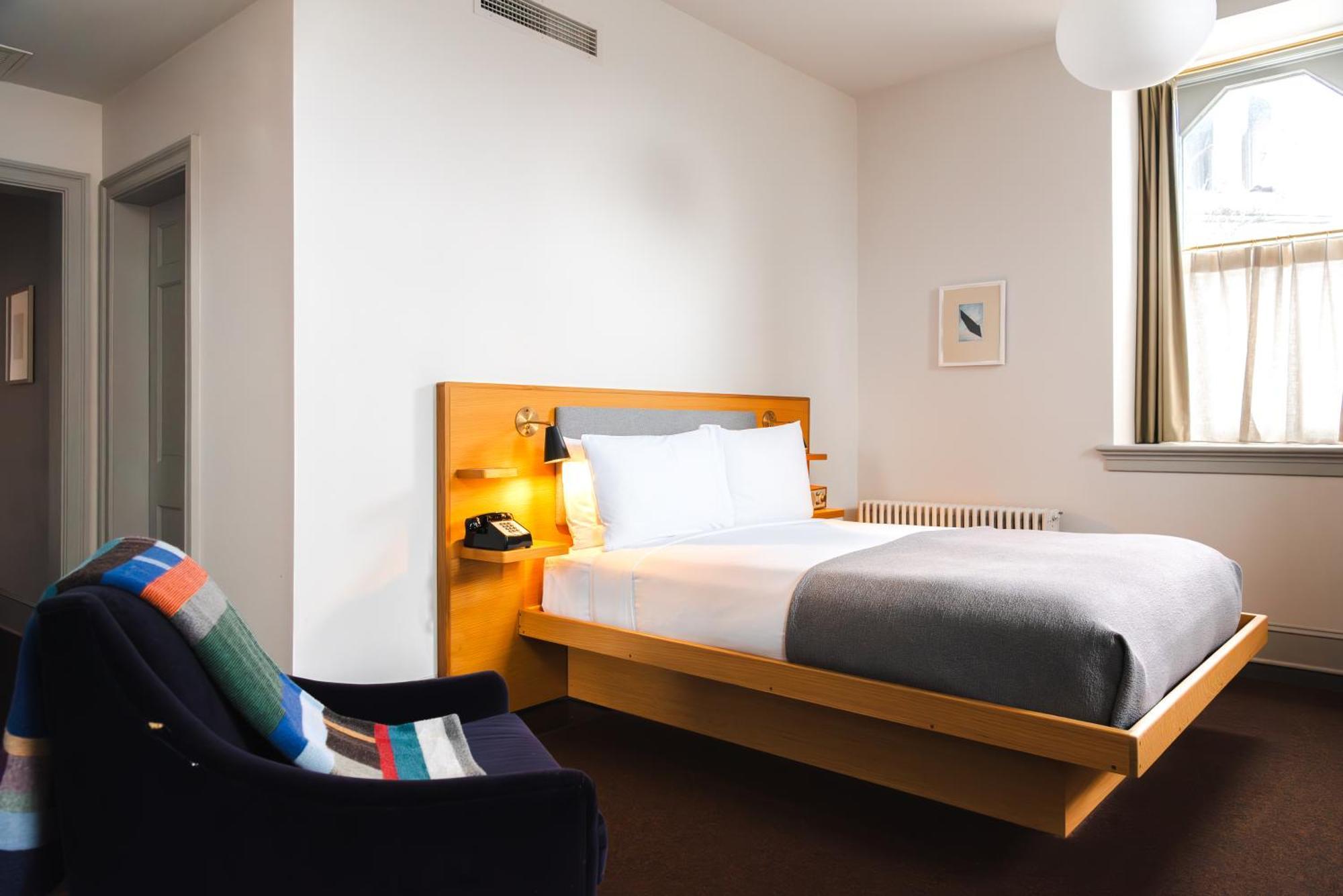 Hotel Kinsley Kingston Bagian luar foto