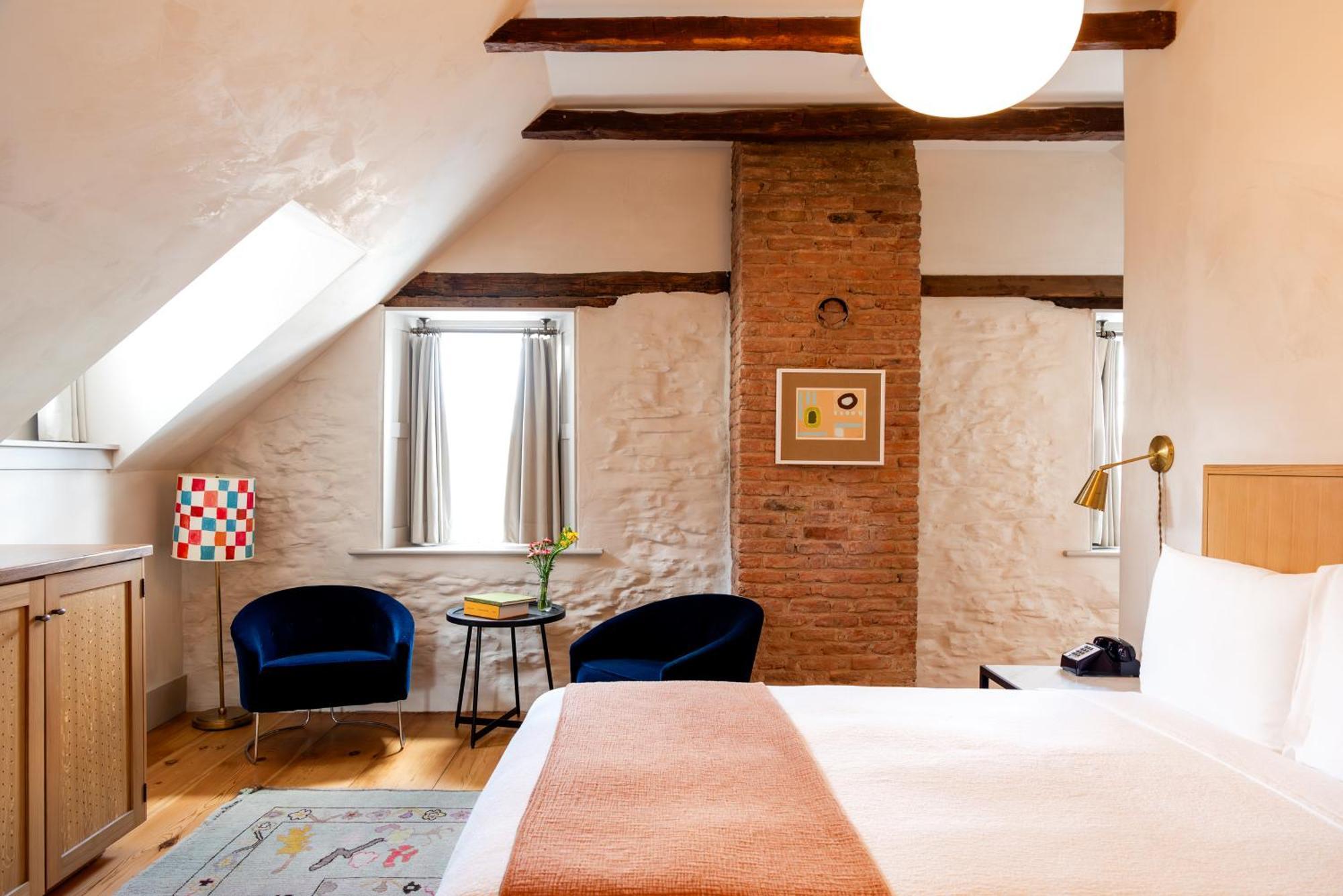 Hotel Kinsley Kingston Bagian luar foto